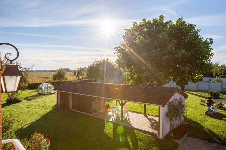 Ganze Wohnung, Ferienwohnung für 4 Personen mit Garten in Montiéramey, Regionaler Naturpark Forêt d’Orient