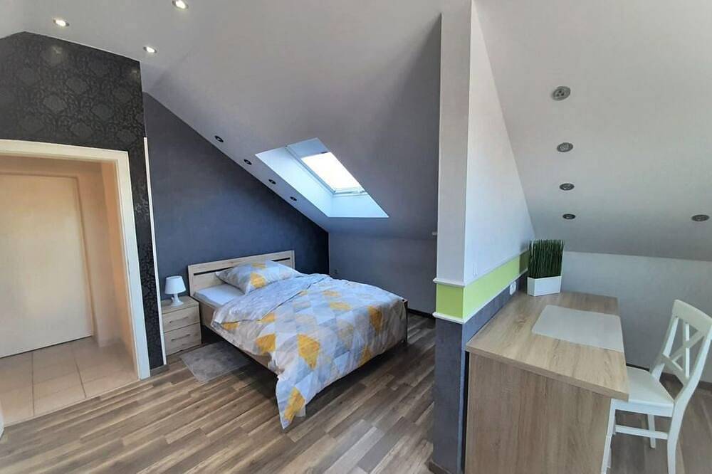 Ganze Wohnung, Ferienwohnung Elster - Renovierte Ferienwohnung für bis zu 3 Personen in Bruchertseifen, Altenkirchen & Umgebung