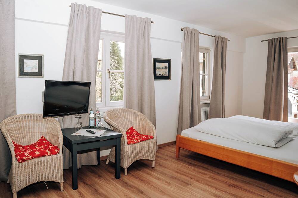 Apartamento inteiro, Family room 50 sqm, balcony in Amerang, Rosenheim (distrito)
