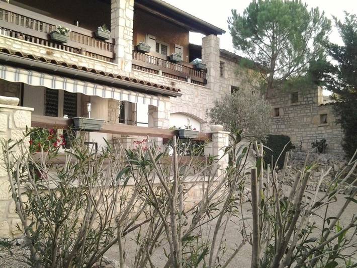 Location de vacances pour 2 personnes, avec jardin et jacuzzi à Salavas - 4