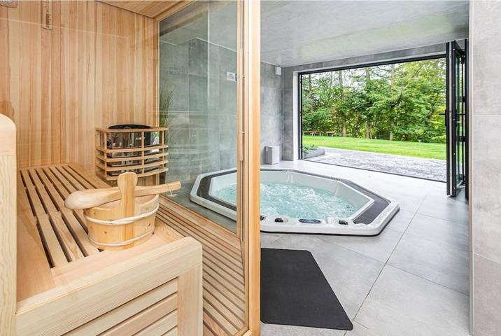 Ferienhaus für 10 Personen, mit Garten und Sauna sowie Ausblick, mit Haustier
