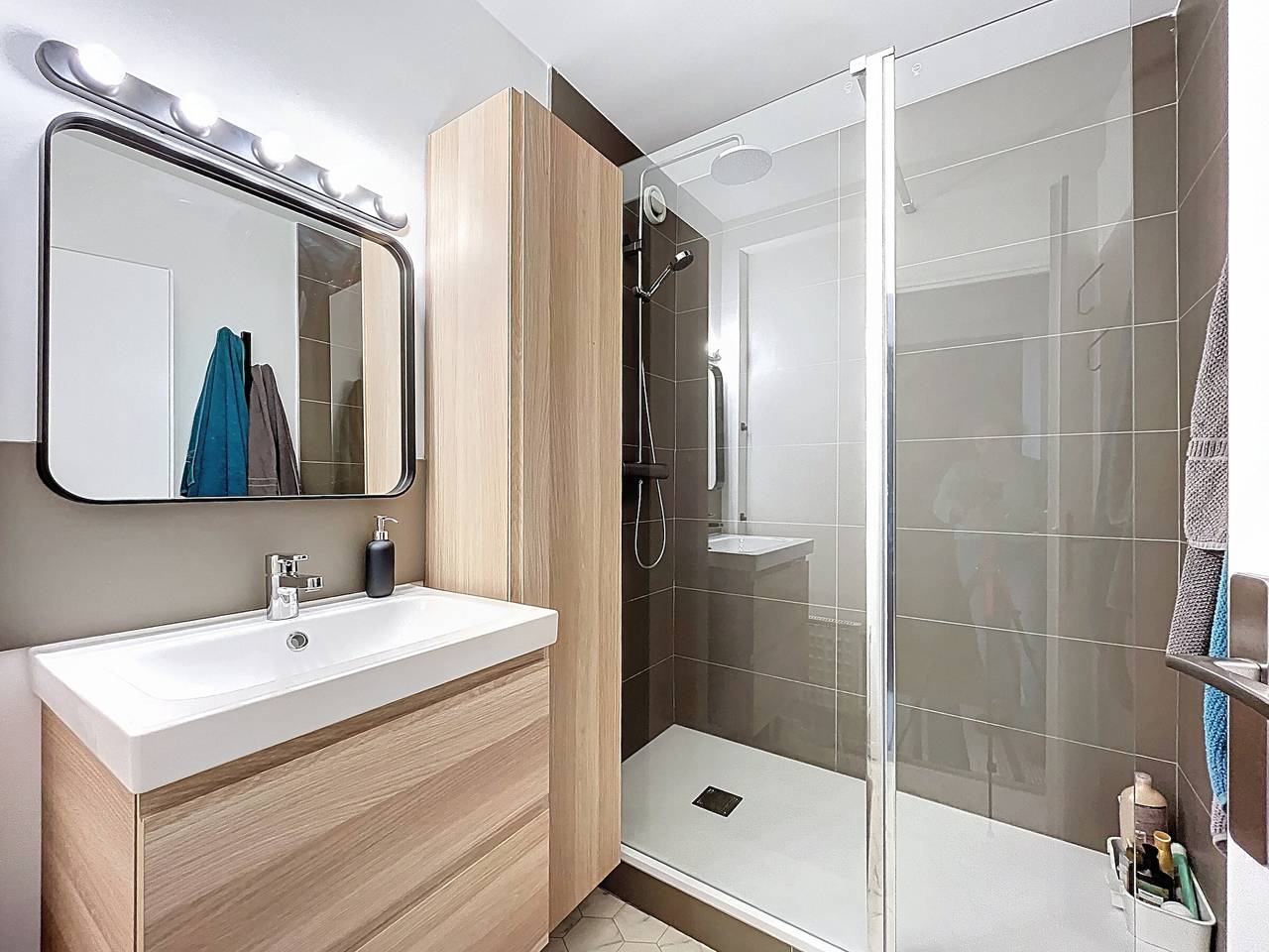 Apartamento entero, Apartamento con Terraza y Estacionamiento in Carnon-Plage, Mauguio