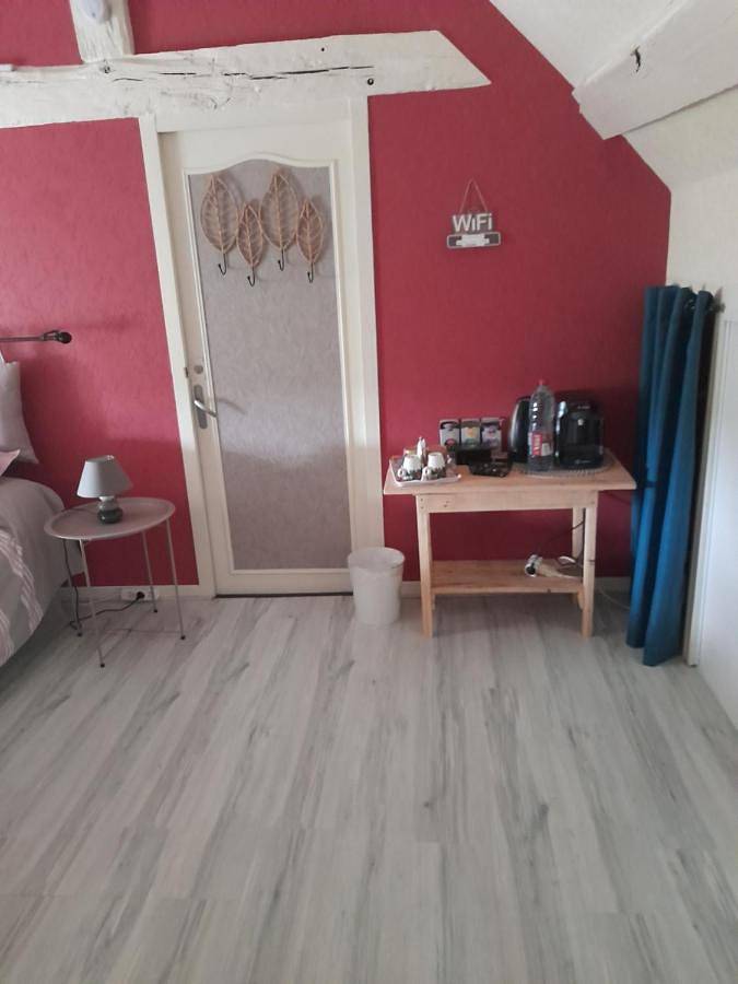 Double Room in Hérisson, Région de Montluçon
