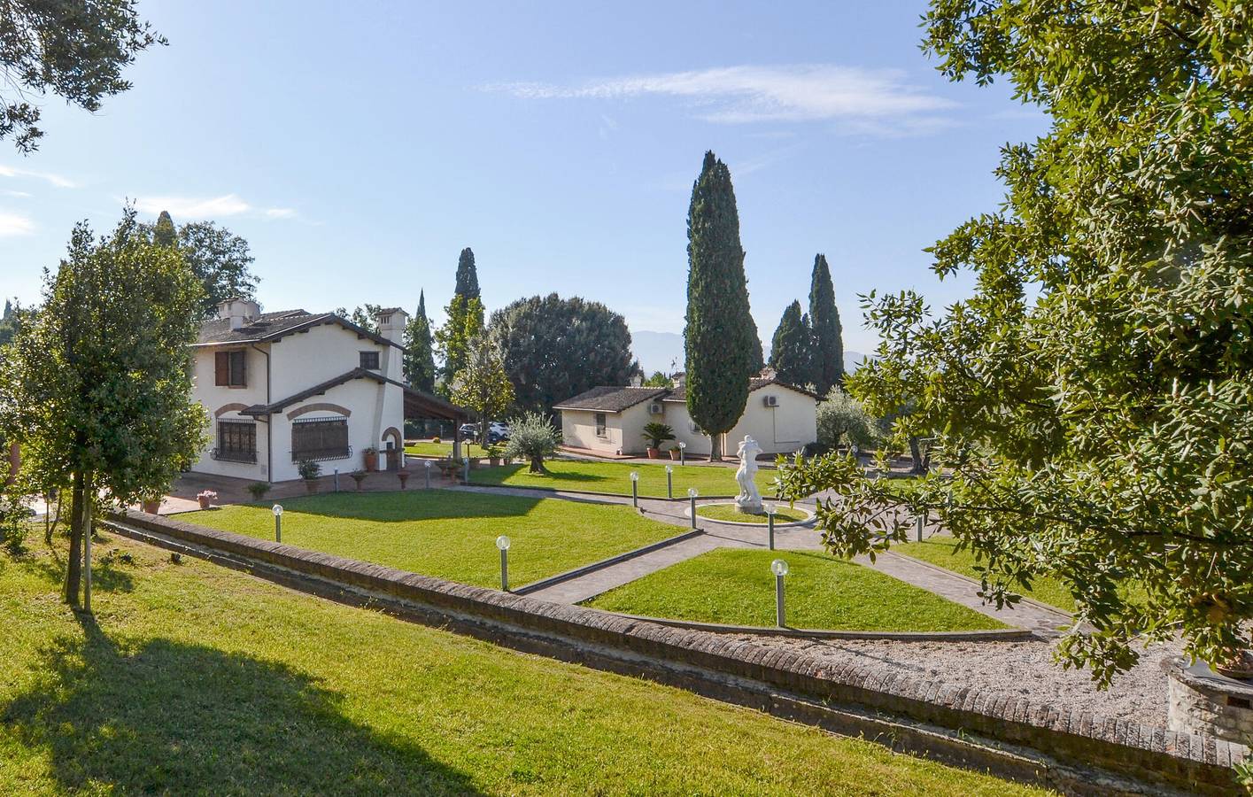 Cosy 150sqm Apartment: Park, Garden, Pool, WiFi in Arezzo, Arezzo Province