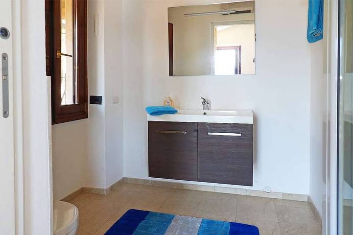 Ferienhaus Camelia mit Traumaussicht über den Lago Maggiore (It) in Novaglio, Oggebbio Gemeinde