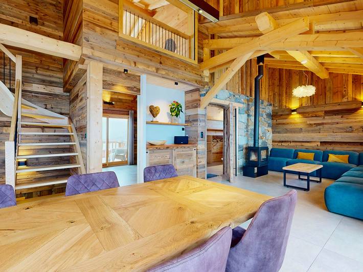 Chalet pour 15 personnes, avec sauna ainsi que terrasse et jacuzzi dans Le Corbier