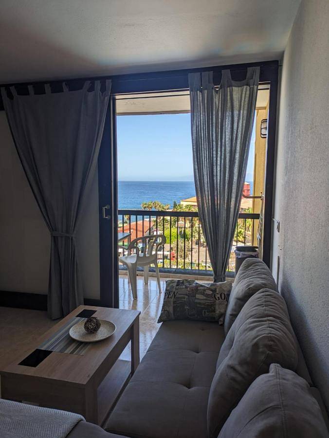 Apartamento de vacaciones para 4 personas, con piscina además de balcón y vistas - 1