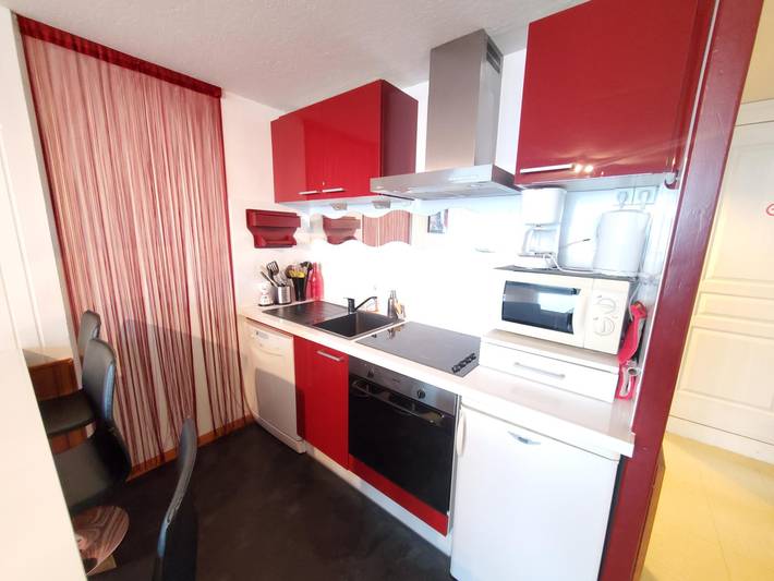 Gîte pour 6 personnes, avec balcon dans Super Besse - 4
