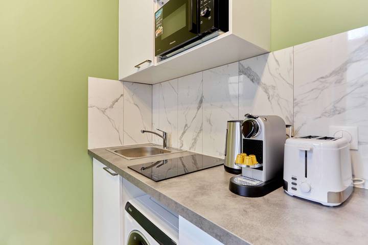 Appartamento intero, Charming Studio Pantheon - Jardin des Plantes in 13th Arrondissement, Parigi