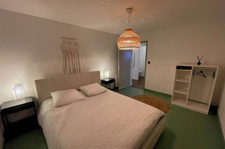 Location de vacances pour 12 personnes, avec terrasse et jardin à Talais - 4