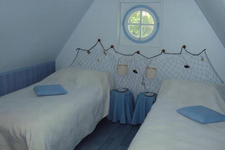 Chambre d’hôte pour 5 personnes, avec vue ainsi que jardin et terrasse à Céré-la-Ronde - 4