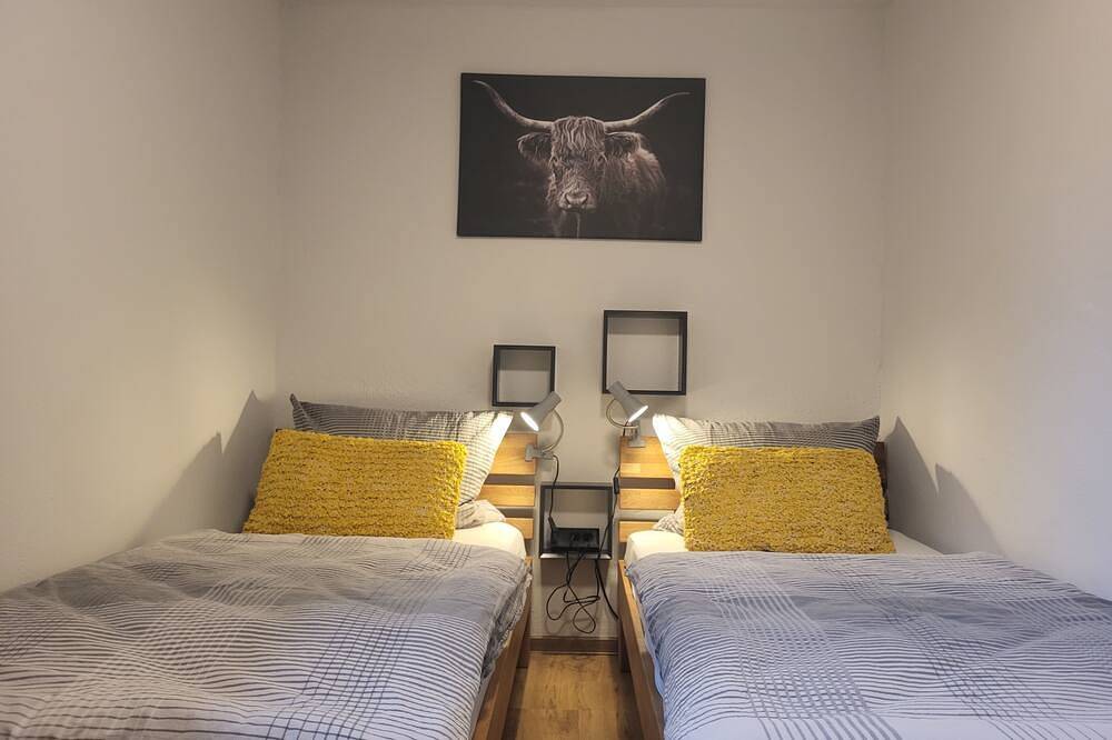 Seezeit Muldestausee-Ferienhaus in Pouch auf 2.000 m² Grundstück-hundefreundlich in Pouch, Muldestausee