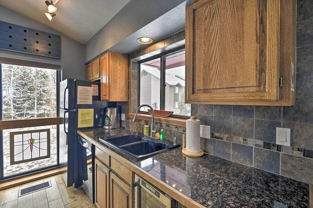 Ganze Wohnung, Nicely renovated two bedroom two bath Condo with Lake and Mountain Views! in San Juan National Forest