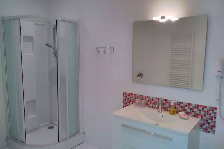 Gîte pour 4 personnes, avec jardin à Trévières - 4