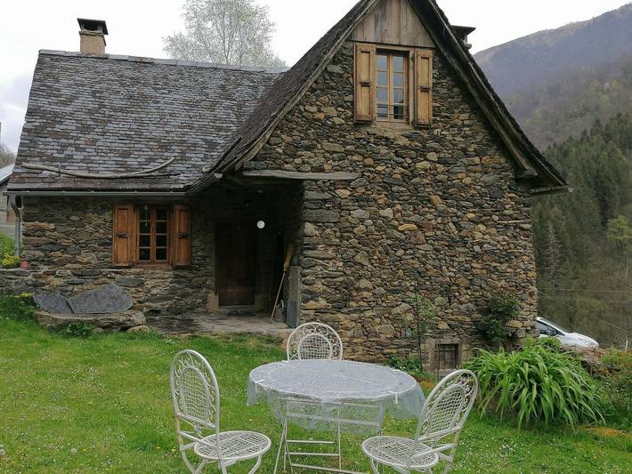 Gîte pour 3 personnes, avec jardin et terrasse