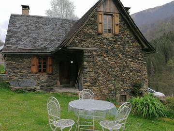 Gîte pour 3 personnes, avec terrasse et jardin à Bonac-Irazein