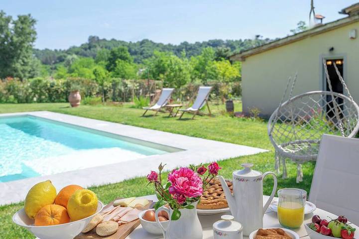 Villa per 4 persone, con giardino e piscina, con animali domestici in Montevarchi