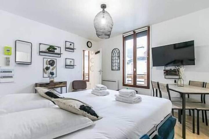 Entire apartment, Splendid Appart Diderot 2 - Near Vincennes in Montreuil, Seine-Saint-Denis
