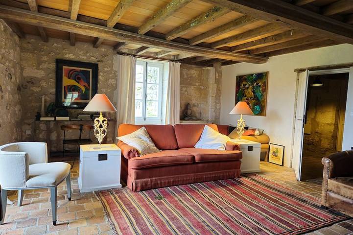 Location de vacances pour 9 personnes, avec jardin et terrasse dans La Tour-Blanche-Cercles - 3