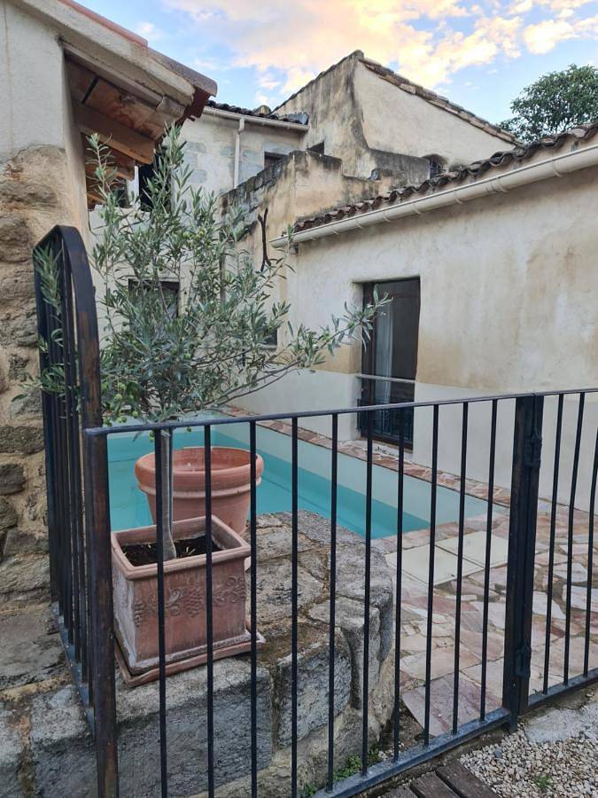 Le repaire de Mélusine in Barbentane, Région d'Arles