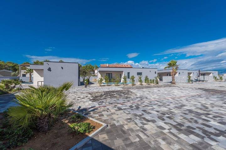 Villa pour 6 personnes, avec Sauna dans Vir