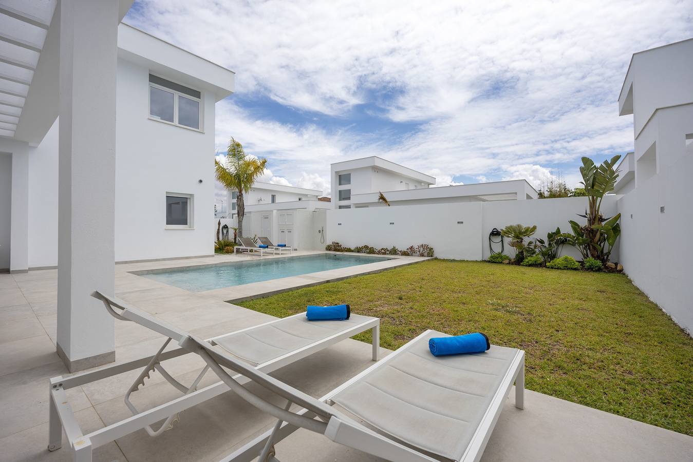 Villa 'Miami' con vistas al lago, Wi-Fi y aire acondicionado in Sancti Petri, Chiclana de la Frontera