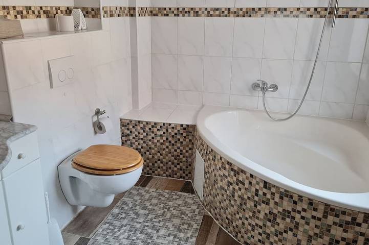 Ferienwohnung für 6 Personen, mit Garten - 1