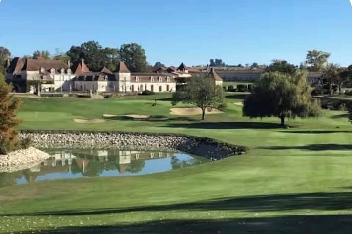 Location de vacances pour 2 personnes dans Château des Vigiers