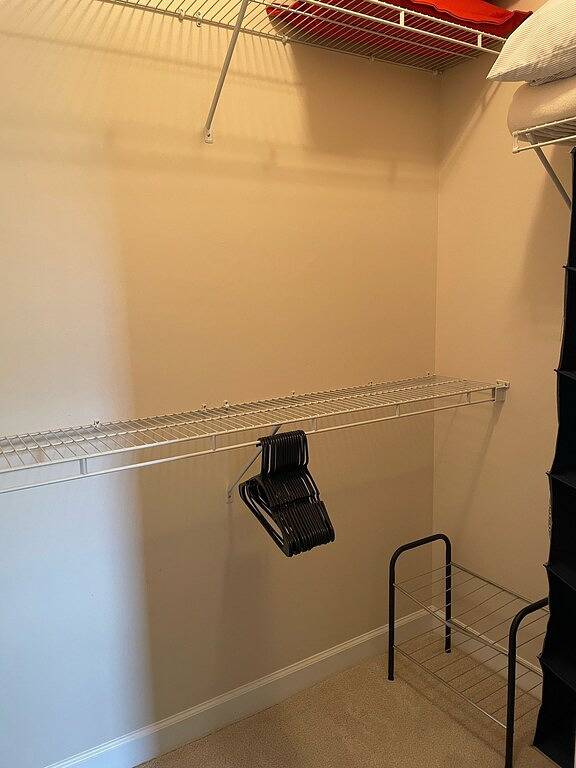 Ganze Wohnung, Beautiful Apartment Steps from Downtown Auburn - Pool! in Auburn (AL), Alabama