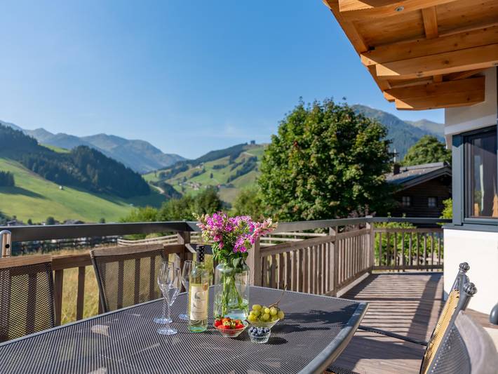 Hütte für 9 Personen, mit Terrasse und Balkon/Terrasse in Hinterglemm - 2