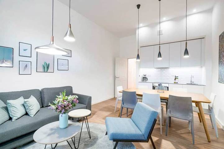 Ferienwohnung für 12 Personen in Wedding Berlin
