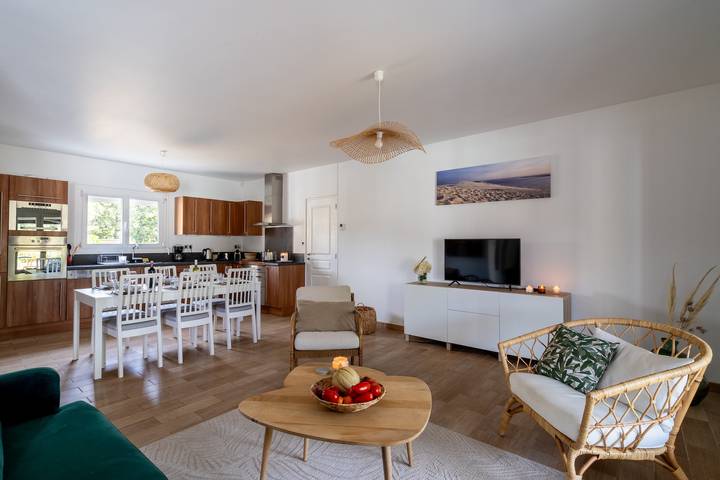 Ferienhaus für 8 Personen mit Pool in Saint-Jean-d'Illac, Bordeaux und Umgebung