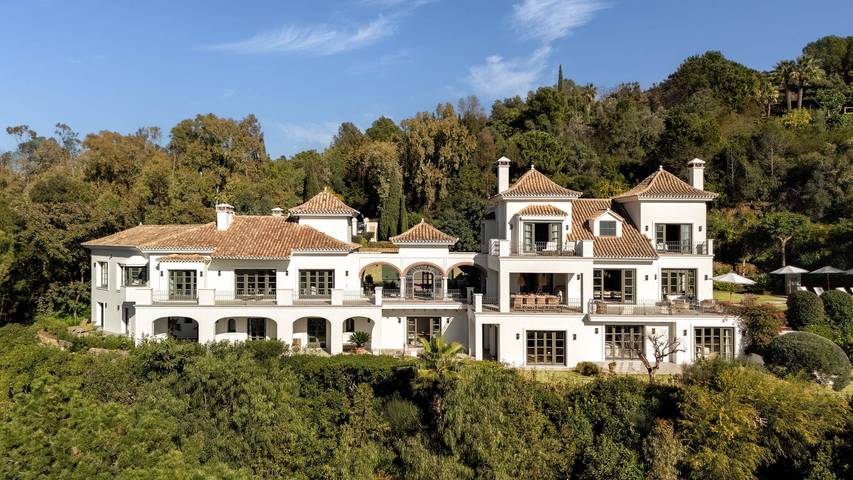 Villa für 14 Personen, mit Balkon und Terrasse in Marbella Zentrum