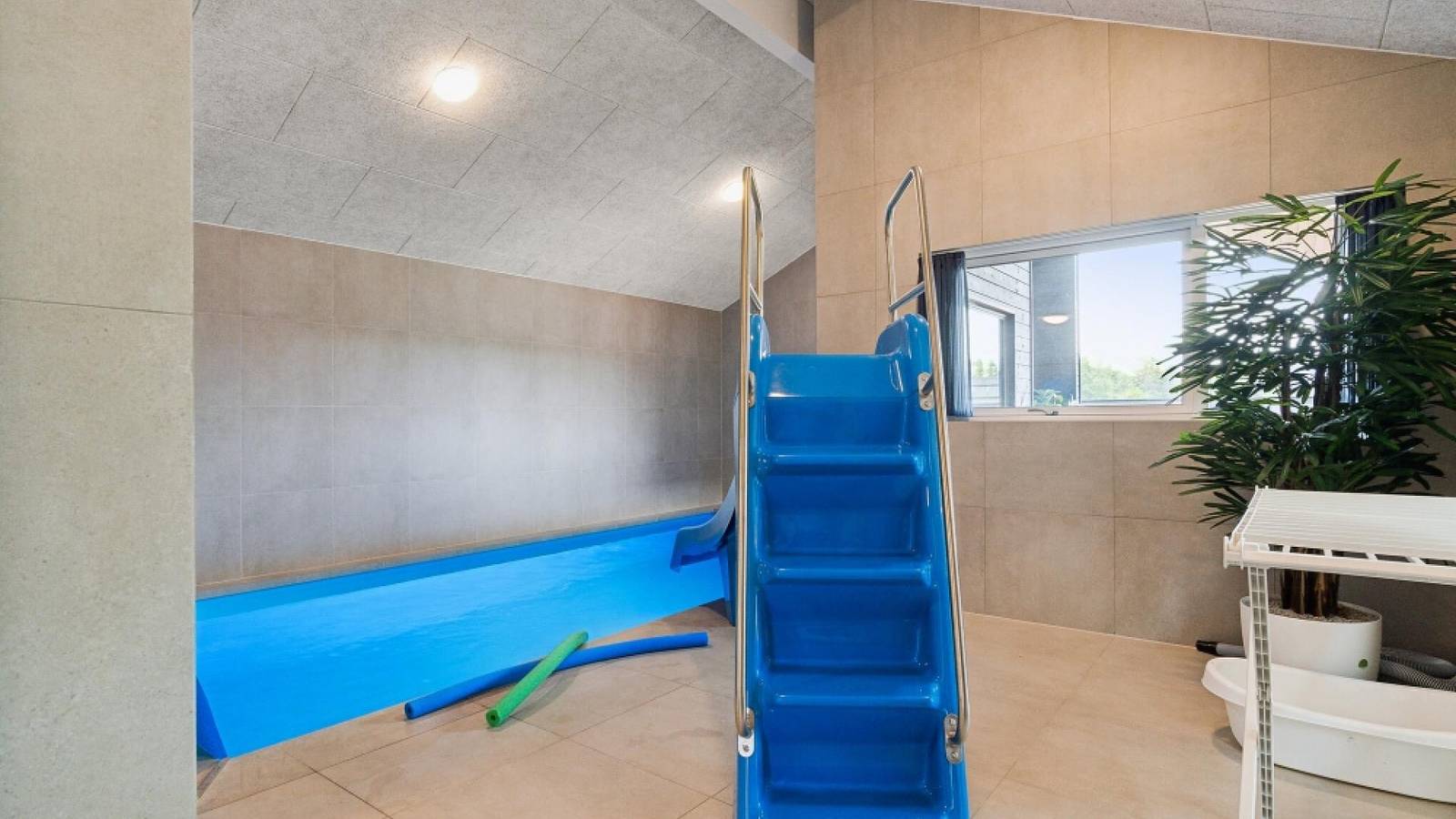 634 – Ferienhaus für 18 Gäste, mit Pool & Spielfeld, Ålbæk in Napstjert, Ålbæk