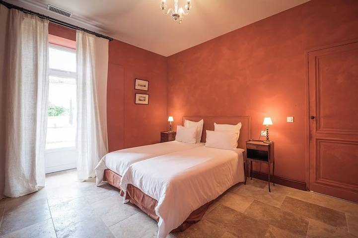 Gîte pour 15 personnes, avec jardin à Monségur - 4