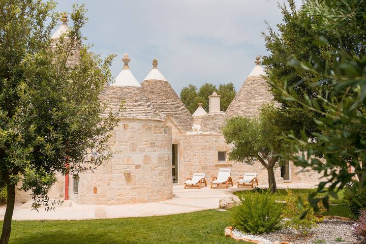 Villa 'Trulli Petrantiqua' con piscina privada, Wi-Fi y aire acondicionado in Locorotondo, Region de Bari