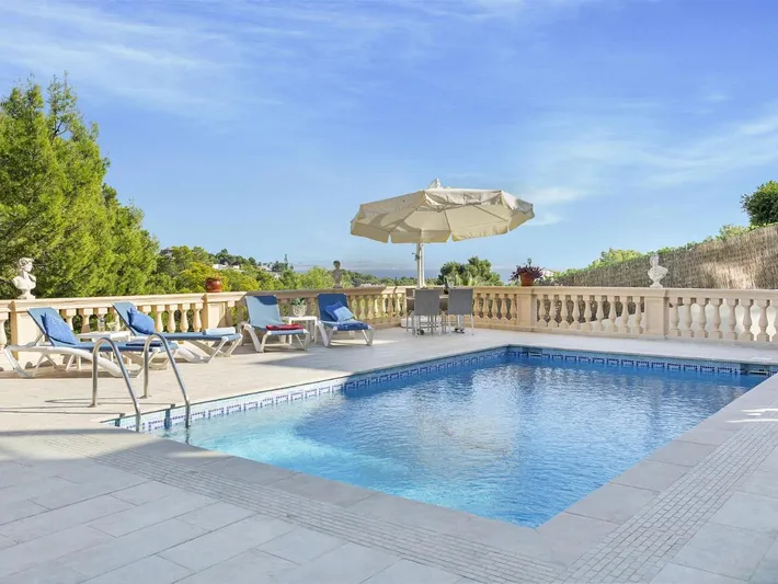 Chalet para 6 personas, con piscina además de jardín y terraza - 1
