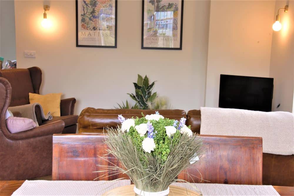 Newly Converted Bar Lodge in Village location in Yorkshire del Este