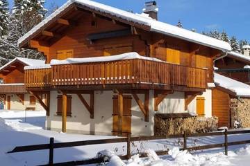 Chalet pour 10 personnes, avec jardin à Lamoura