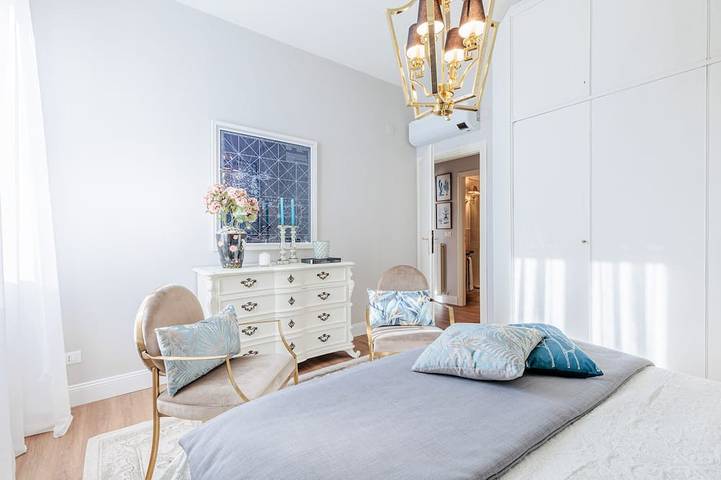 Apartamento entero, Apartamento "Libeccio" frente al mar con garaje privado y WiFi en la zona central in Lido di Camaiore, Camaiore