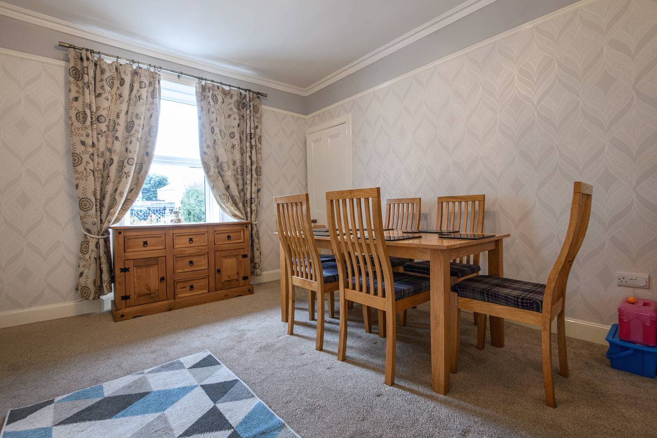 Charming Townhouse On North Coast 500 Route, Wick in Wick, Highlands