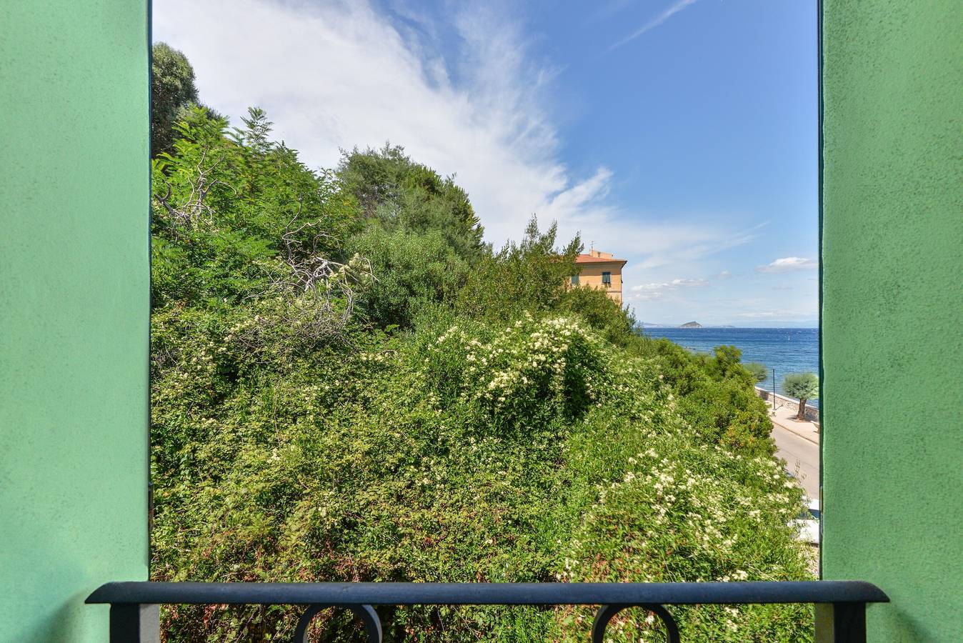 Monolocale intero, Monolocale 'Loft Grecale' con Wi-Fi e aria condizionata in Rio Marina, Isola d'Elba