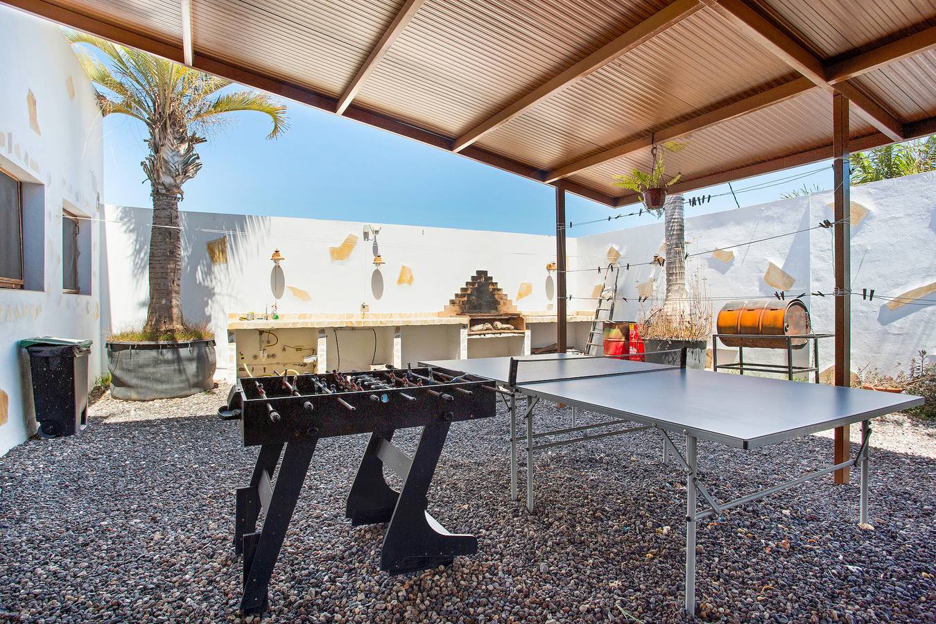 Apartamento entero, Vacaciones 'Las Palmeras B' con vistas al mar, terraza compartida y jardín compartido in Güímar, Tenerife Sur