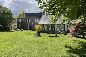 Gîte pour 15 personnes, avec jardin à Le Bourg-Dun
