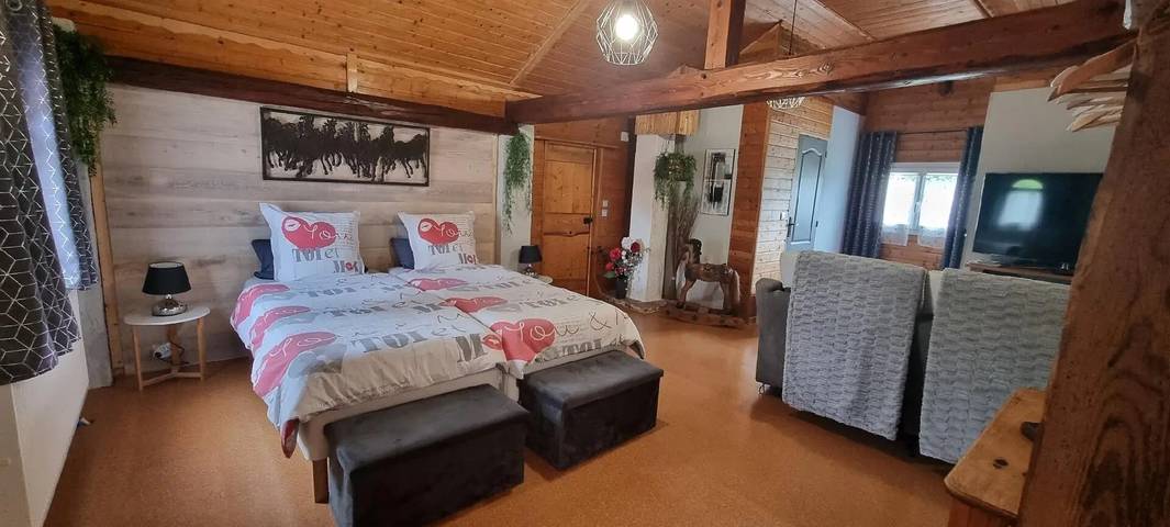 Gîte pour 2 personnes, avec jardin à Gerbépal