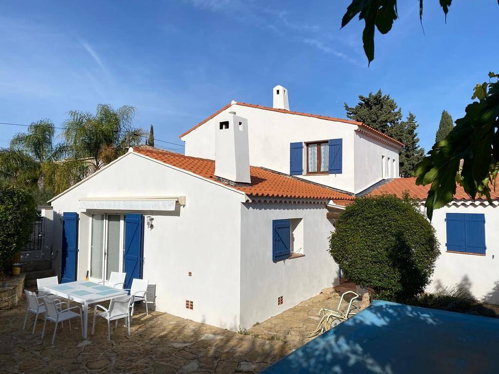Villa "Chez Tao" avec piscine, jardin, terrasse et Wi-Fi in Bandol, Côte méditerranéenne (France)