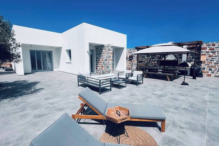 Villa voor 8 personen, met huisdier op Karpathos