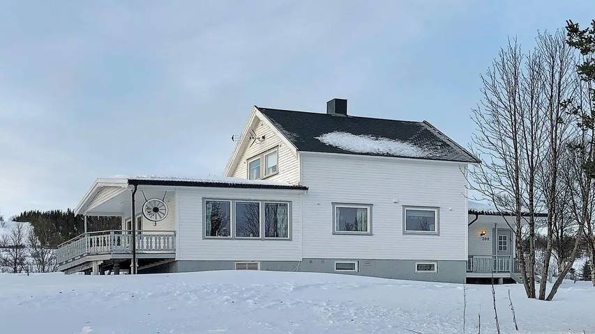 Ferienhaus für 10 Personen, mit Garten in Lyngen - 3