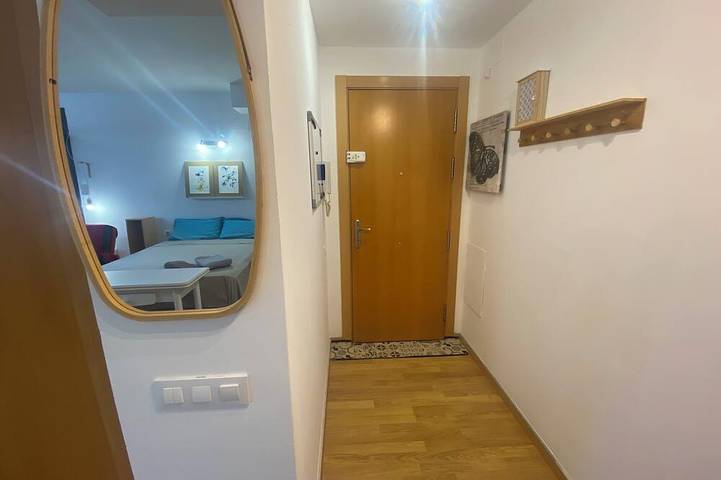 Apartamento entero, Loft con terraza in Tarrasa, Interior de Barcelona