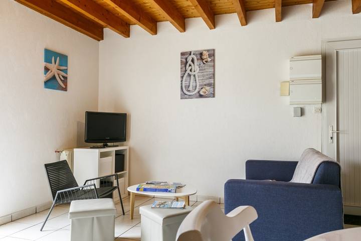 Gîte pour 4 personnes, avec jardin et terrasse à Saint-Quay-Perros - 4